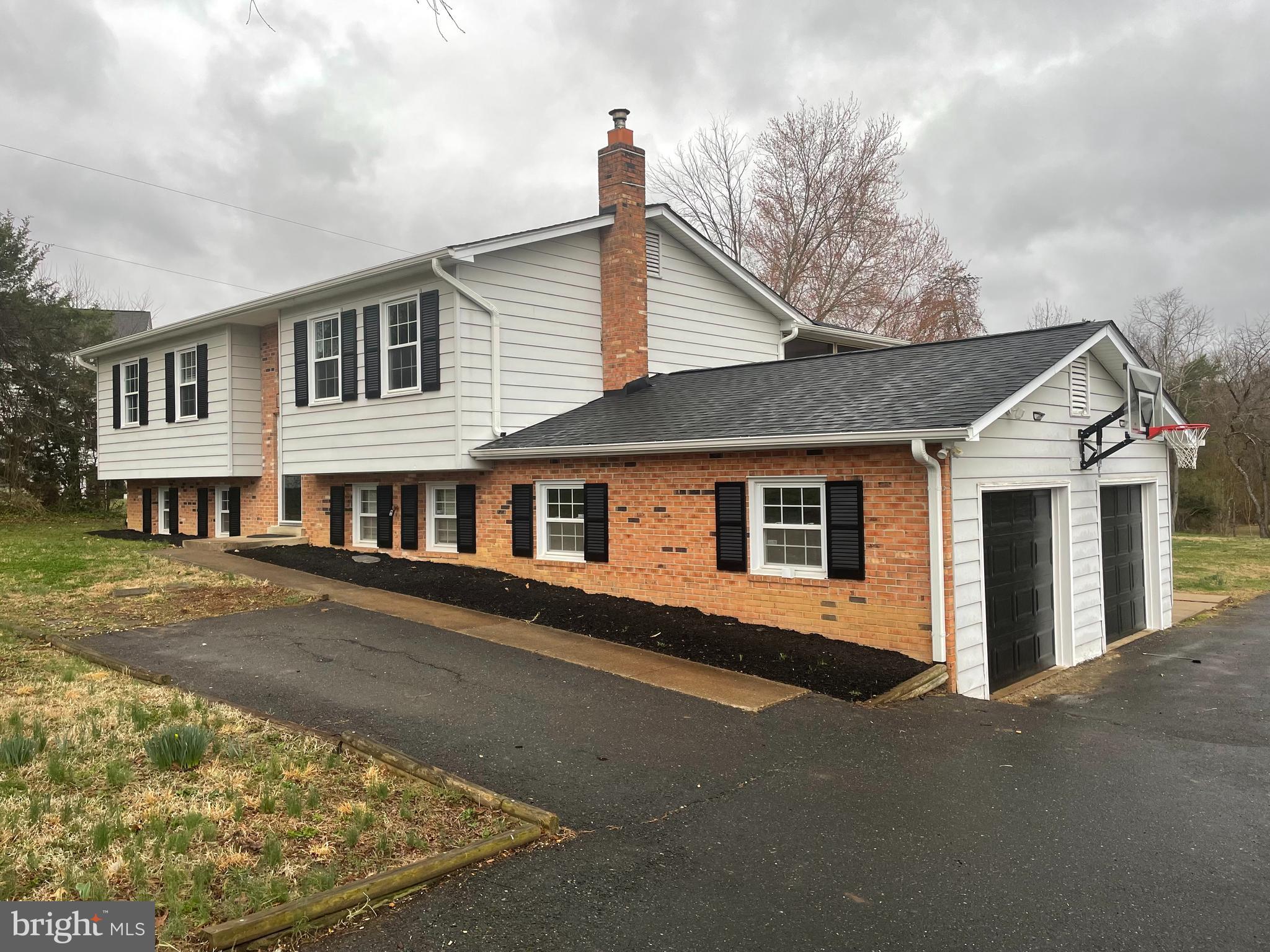 81 OLDE CONCORD ROAD