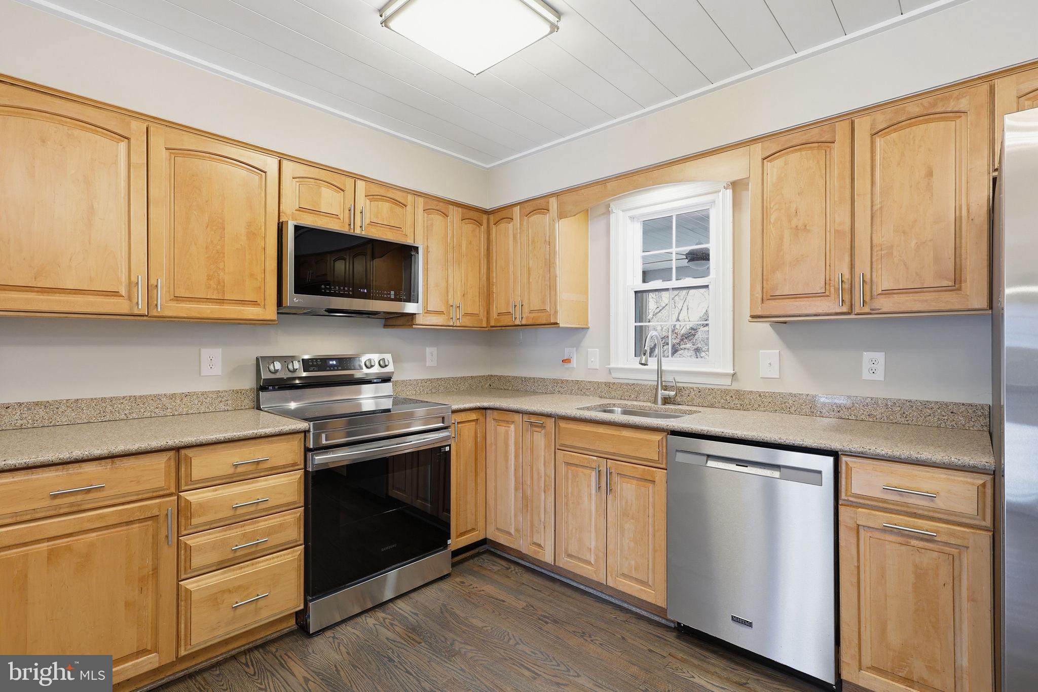 81 OLDE CONCORD ROAD