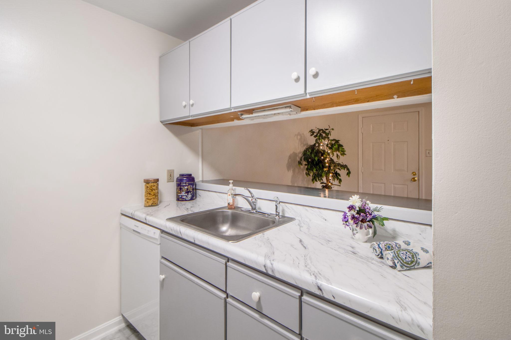 WATERFORD LANDING - Residential Lease