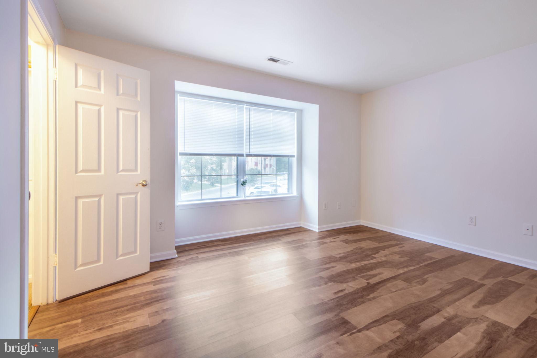 WATERFORD LANDING - Residential Lease