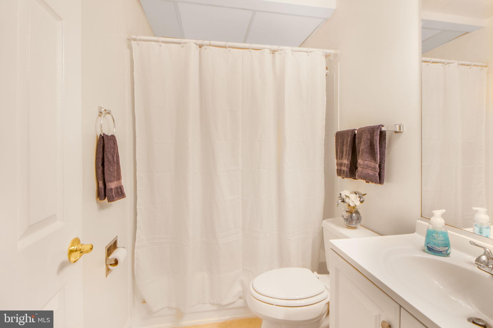 WATERFORD LANDING - Residential Lease