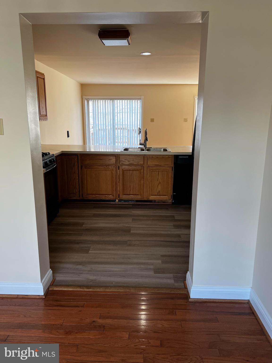 LAKEVIEW - Residential Lease