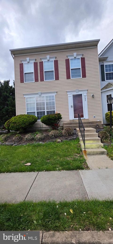 Photo of 9077 Slate Stone Loop, BRISTOW, VA 20136 (MLS # VAPW2120260)