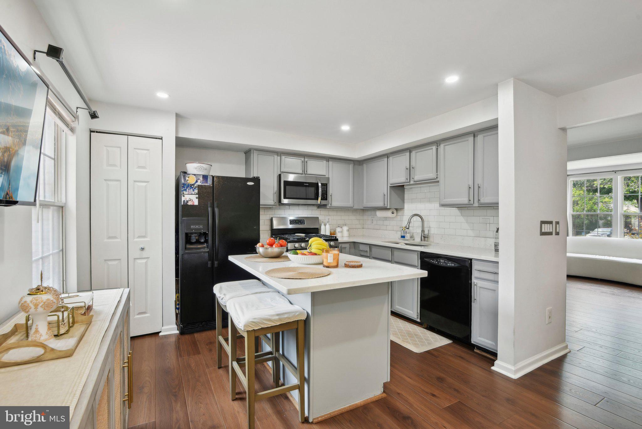 SULLY STATION II - Residential