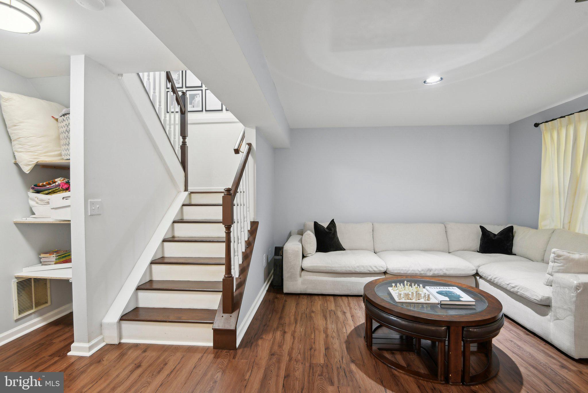 SULLY STATION II - Residential