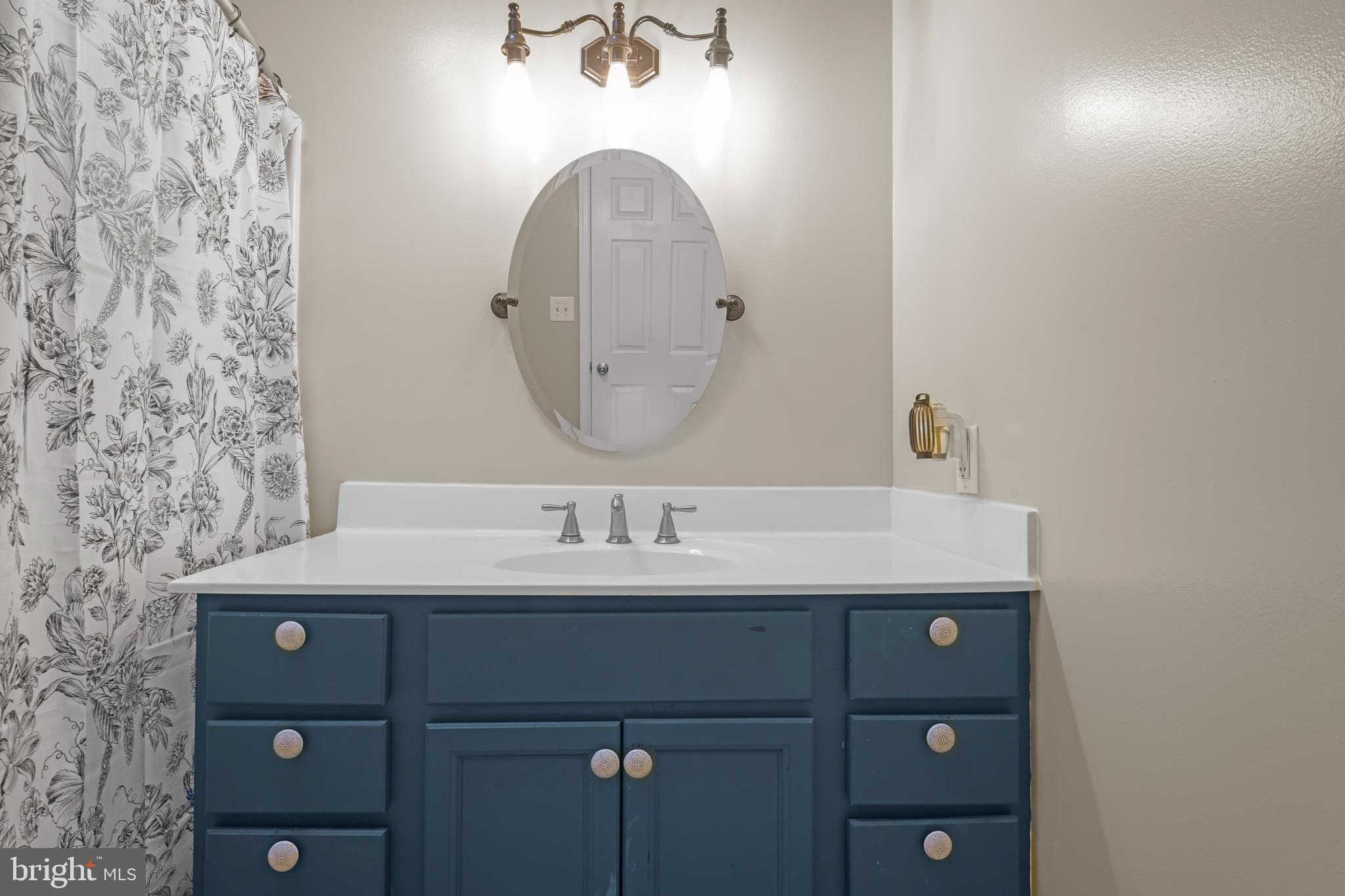 DEHAVEN'S COVE - Residential