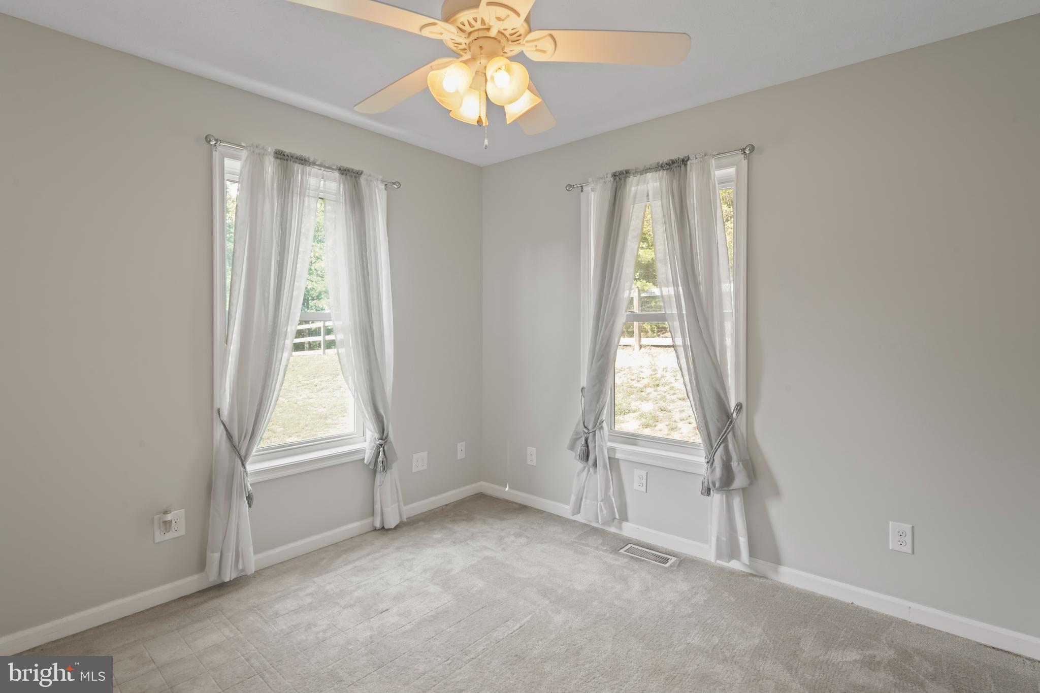 DEHAVEN'S COVE - Residential