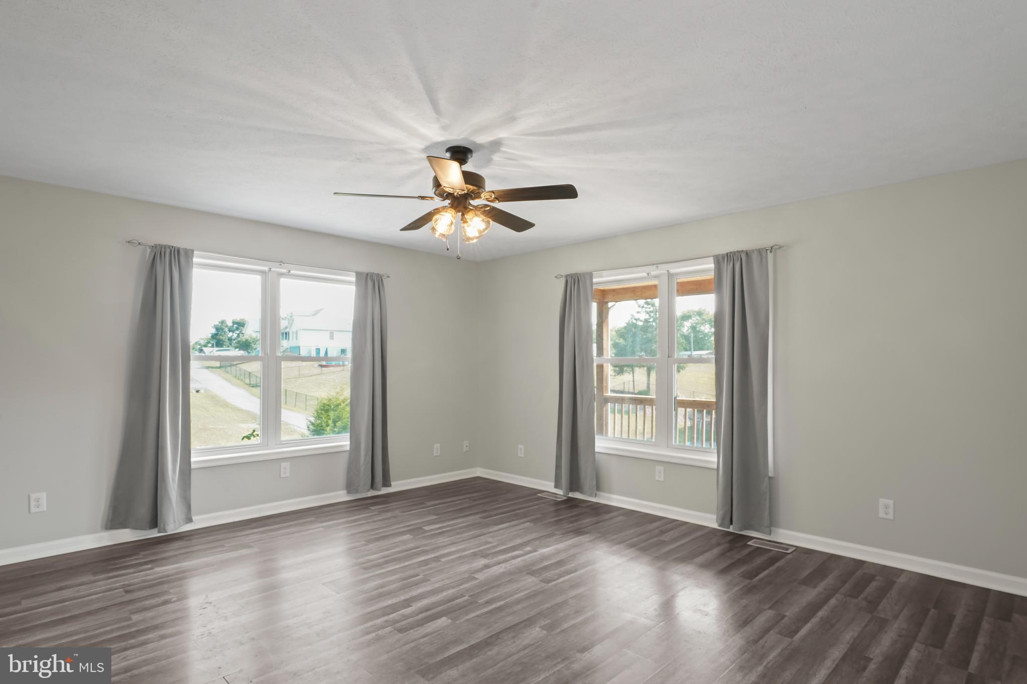 DEHAVEN'S COVE - Residential