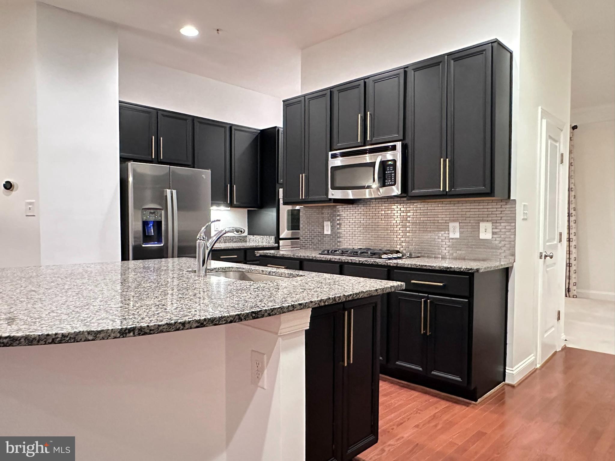 EMERSON - Residential Lease