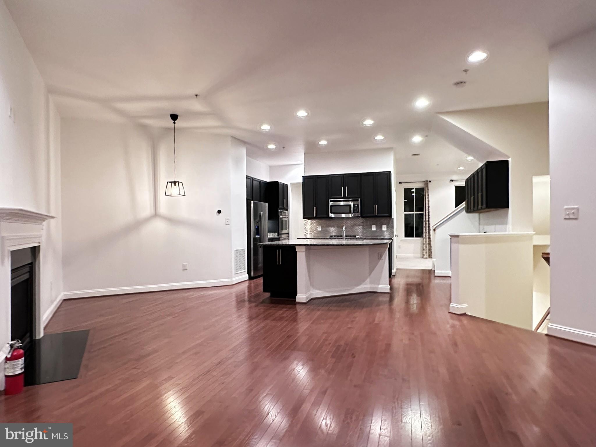 EMERSON - Residential Lease