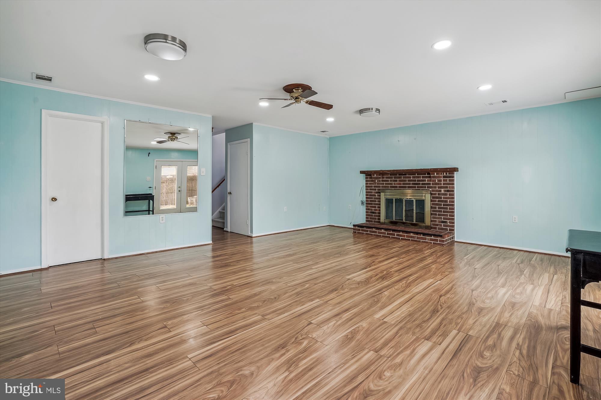 LAKE RIDGE - Residential