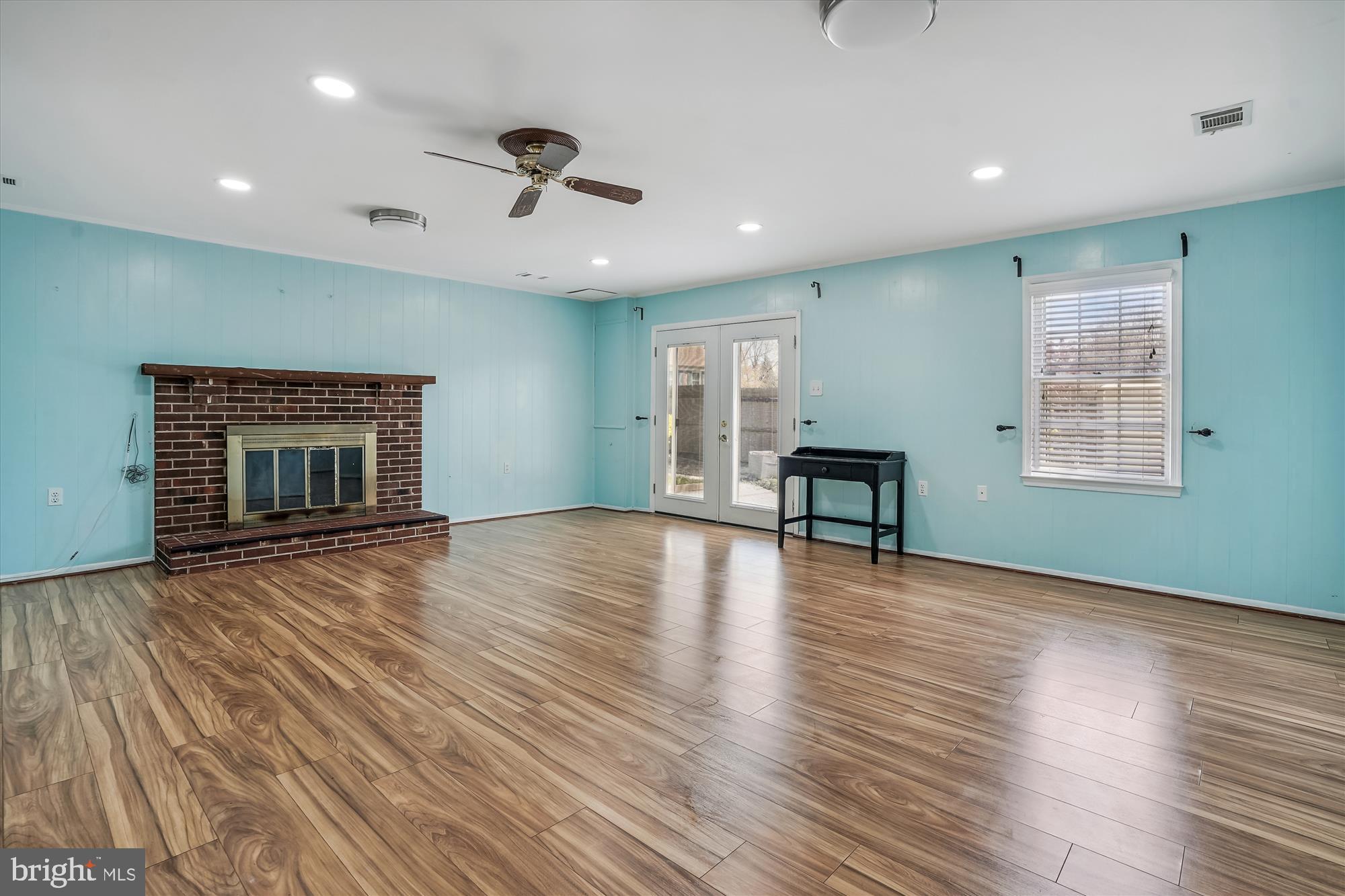 LAKE RIDGE - Residential