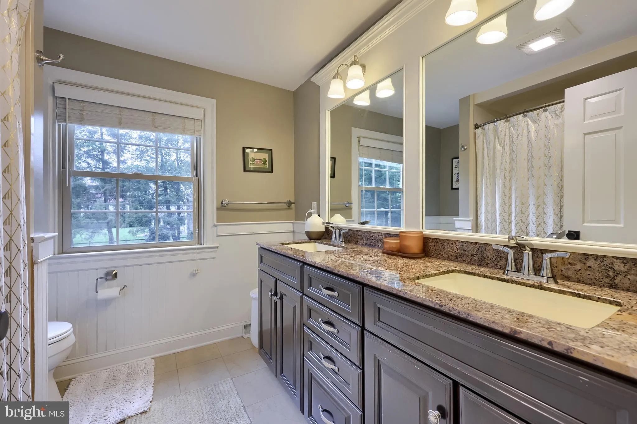 Lancaster, Pennsylvania 17601, United States, 4 Bedrooms Bedrooms, ,3 BathroomsBathrooms,Residential,Pending,157208