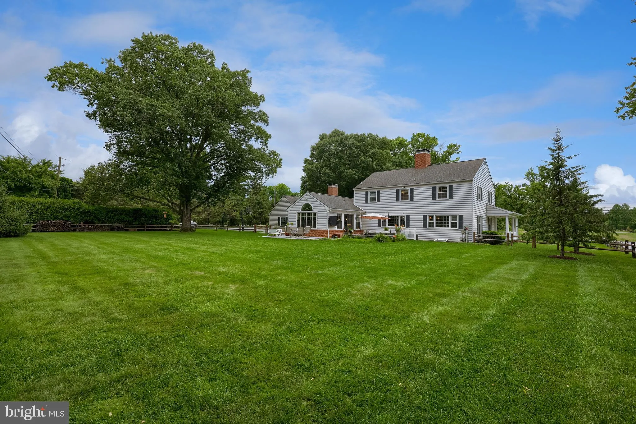 Lancaster, Pennsylvania 17601, United States, 4 Bedrooms Bedrooms, ,3 BathroomsBathrooms,Residential,Pending,157208