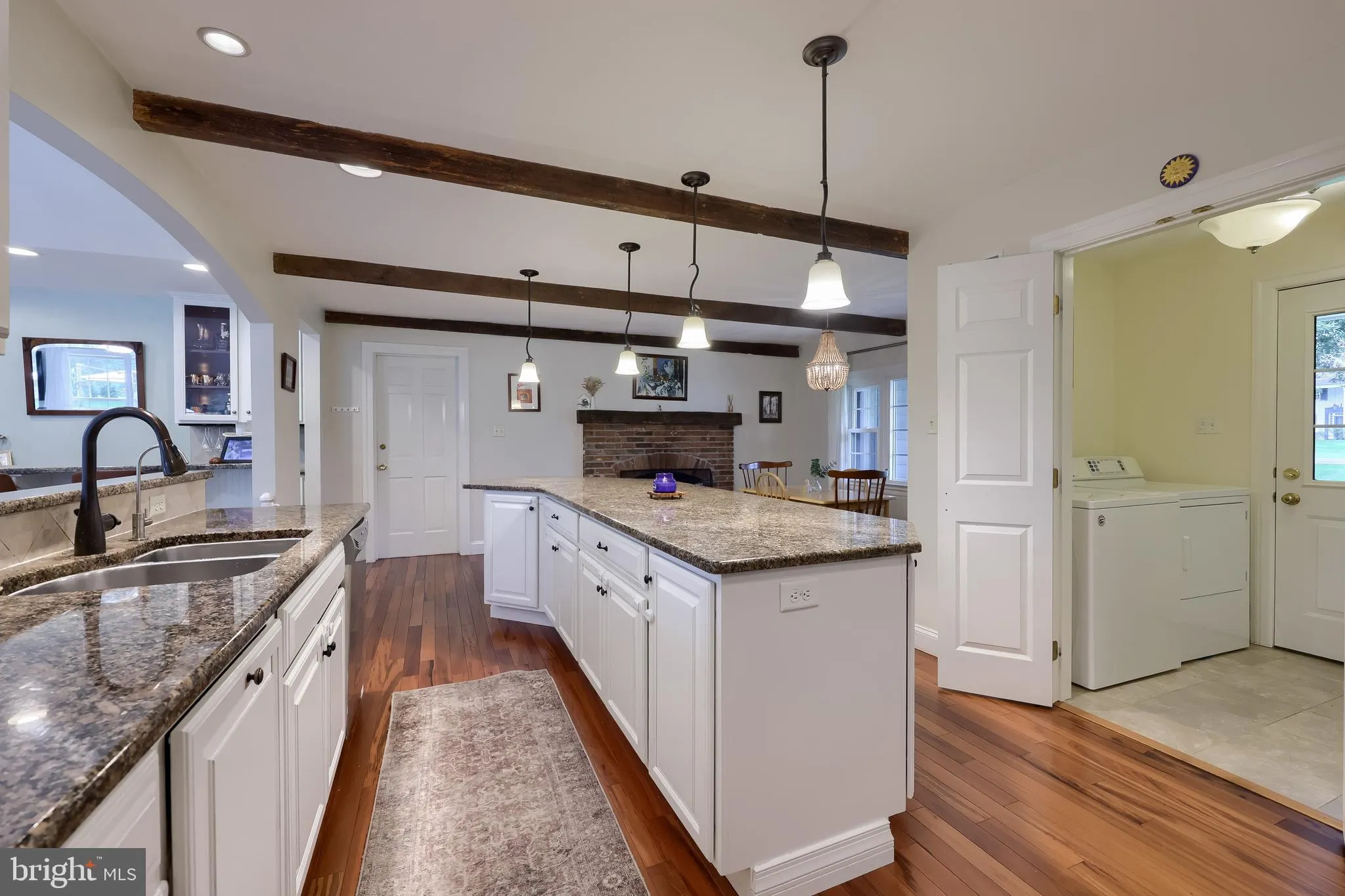 Lancaster, Pennsylvania 17601, United States, 4 Bedrooms Bedrooms, ,3 BathroomsBathrooms,Residential,Pending,157208