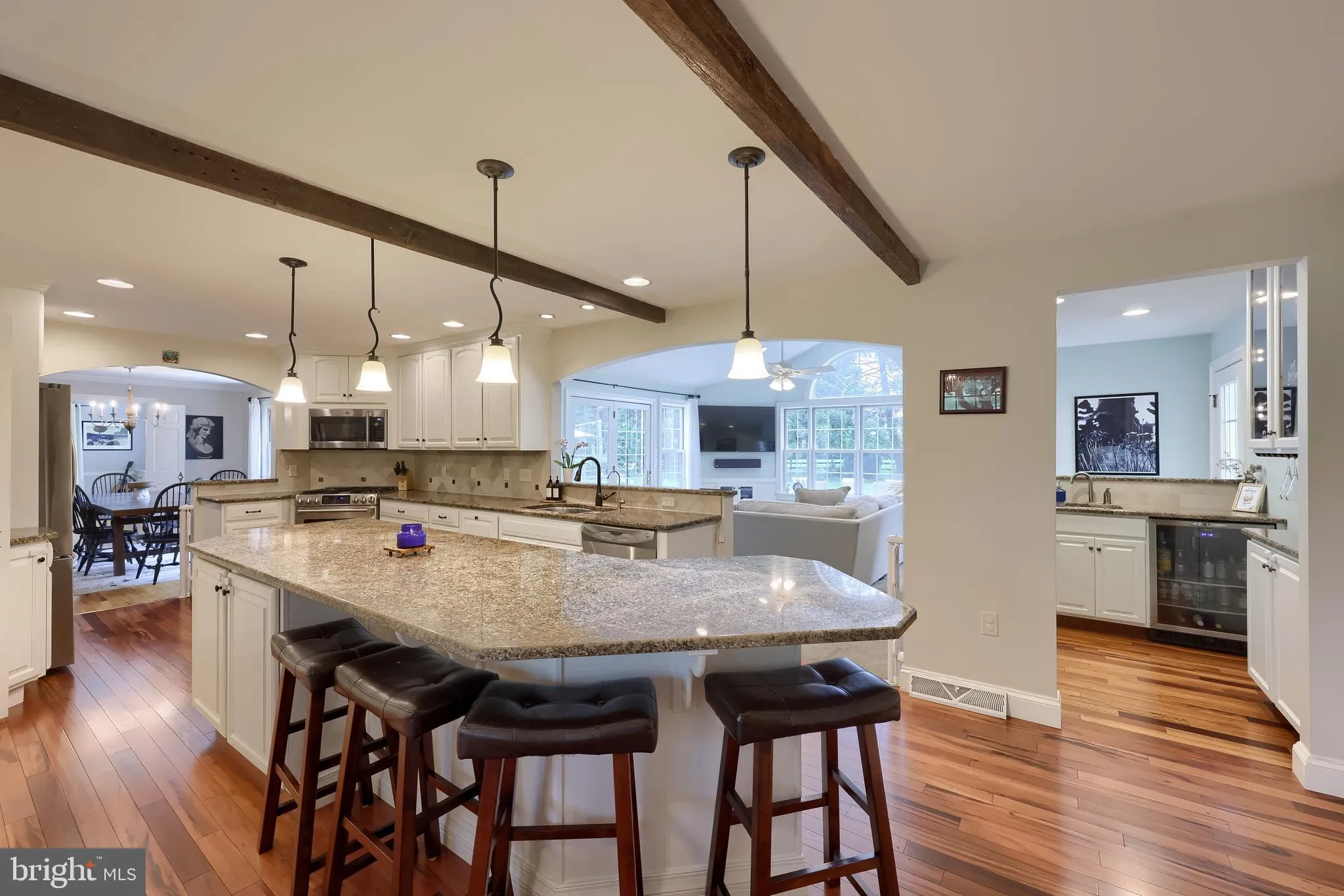 Lancaster, Pennsylvania 17601, United States, 4 Bedrooms Bedrooms, ,3 BathroomsBathrooms,Residential,Pending,157208