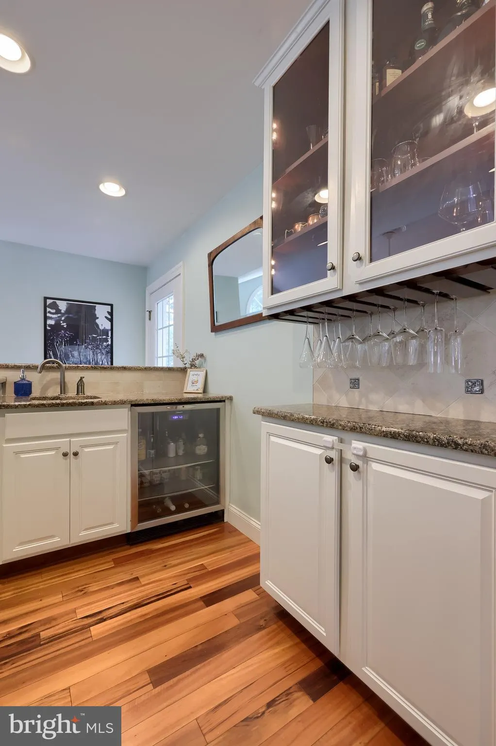 Lancaster, Pennsylvania 17601, United States, 4 Bedrooms Bedrooms, ,3 BathroomsBathrooms,Residential,Pending,157208