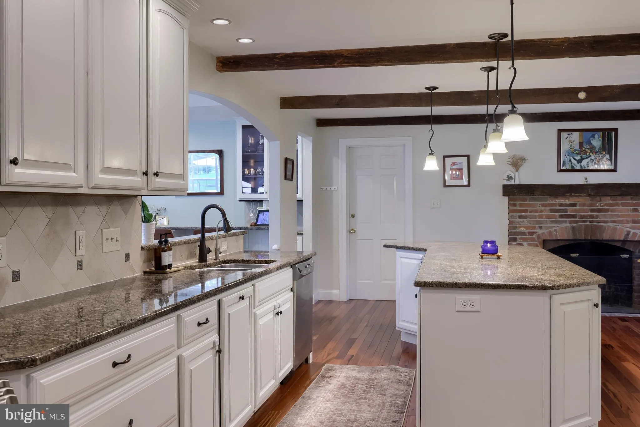 Lancaster, Pennsylvania 17601, United States, 4 Bedrooms Bedrooms, ,3 BathroomsBathrooms,Residential,Pending,157208