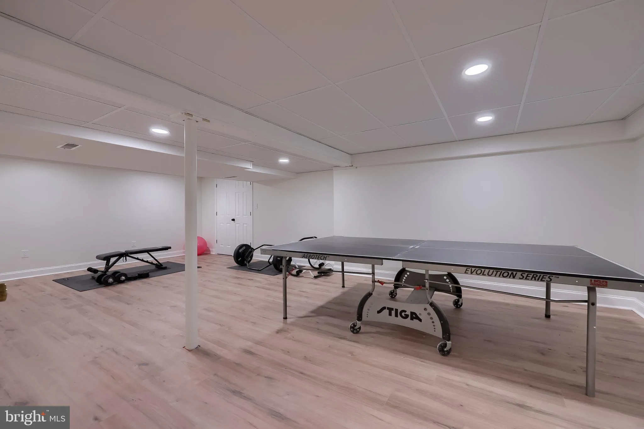 Lancaster, Pennsylvania 17601, United States, 4 Bedrooms Bedrooms, ,3 BathroomsBathrooms,Residential,Pending,157208