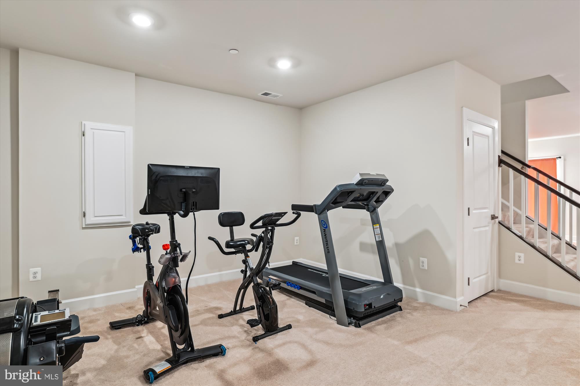 WESTMOUNT - Residential