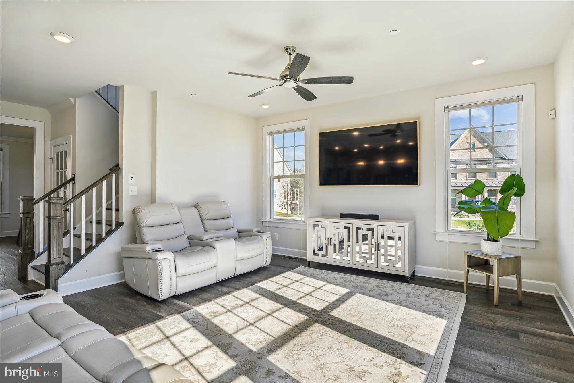 WESTMOUNT - Residential