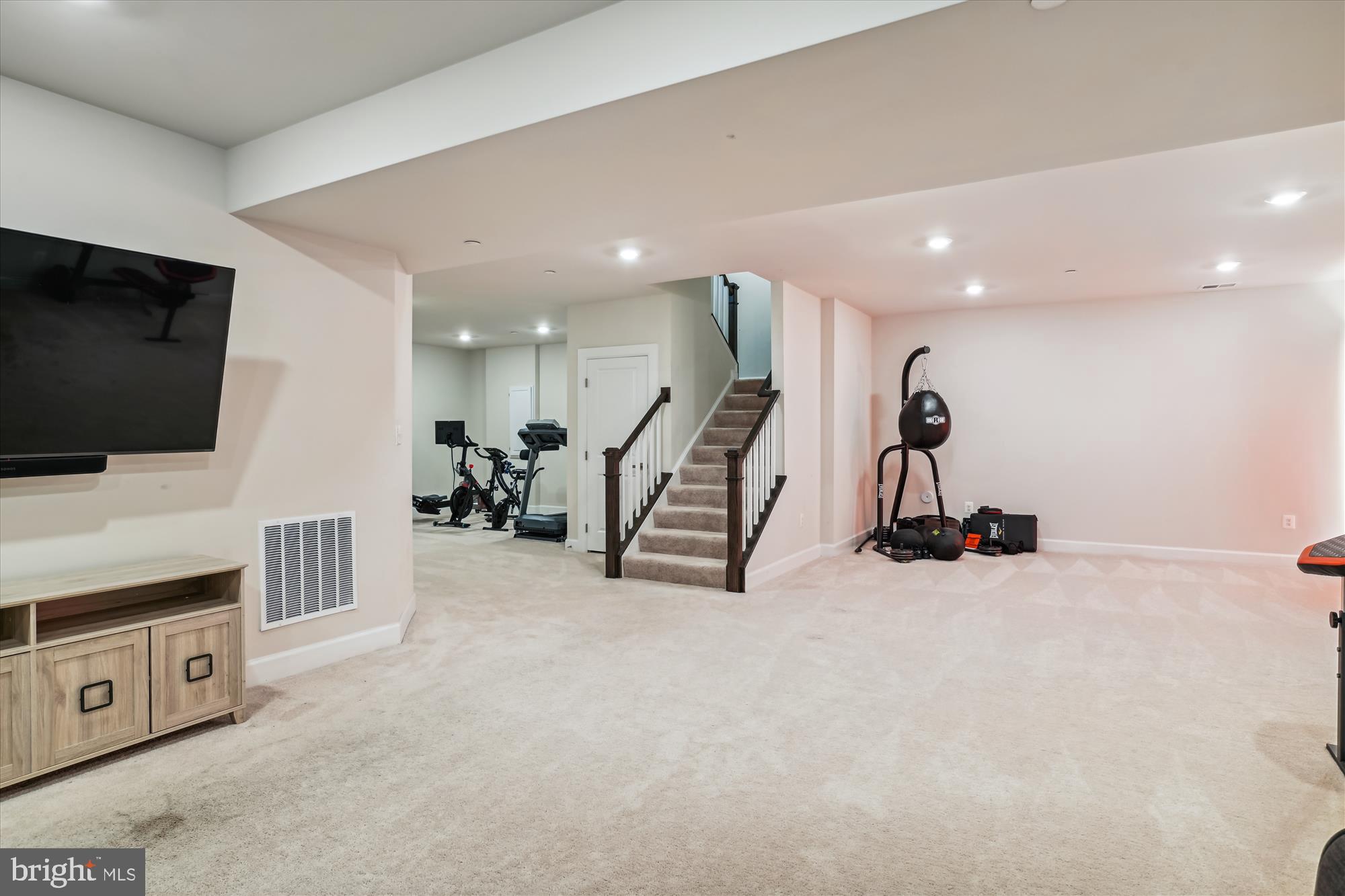 WESTMOUNT - Residential