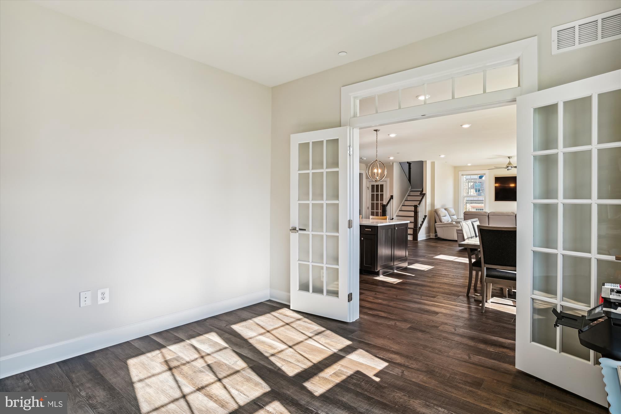 WESTMOUNT - Residential