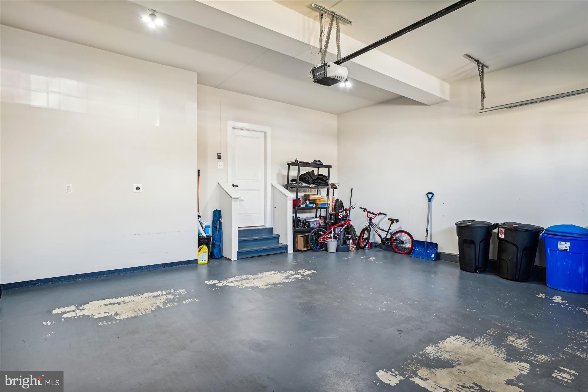 WESTMOUNT - Residential