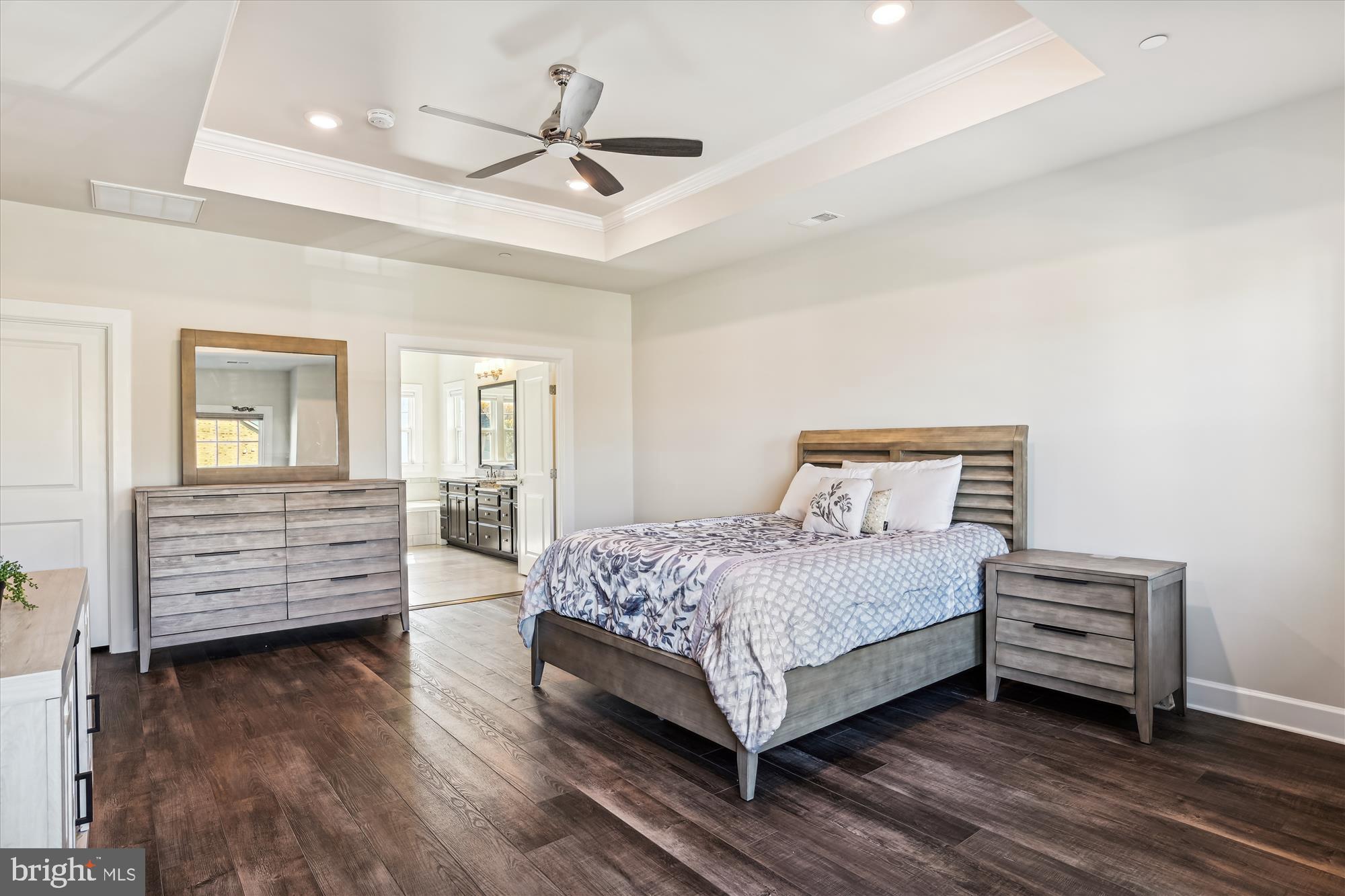 WESTMOUNT - Residential