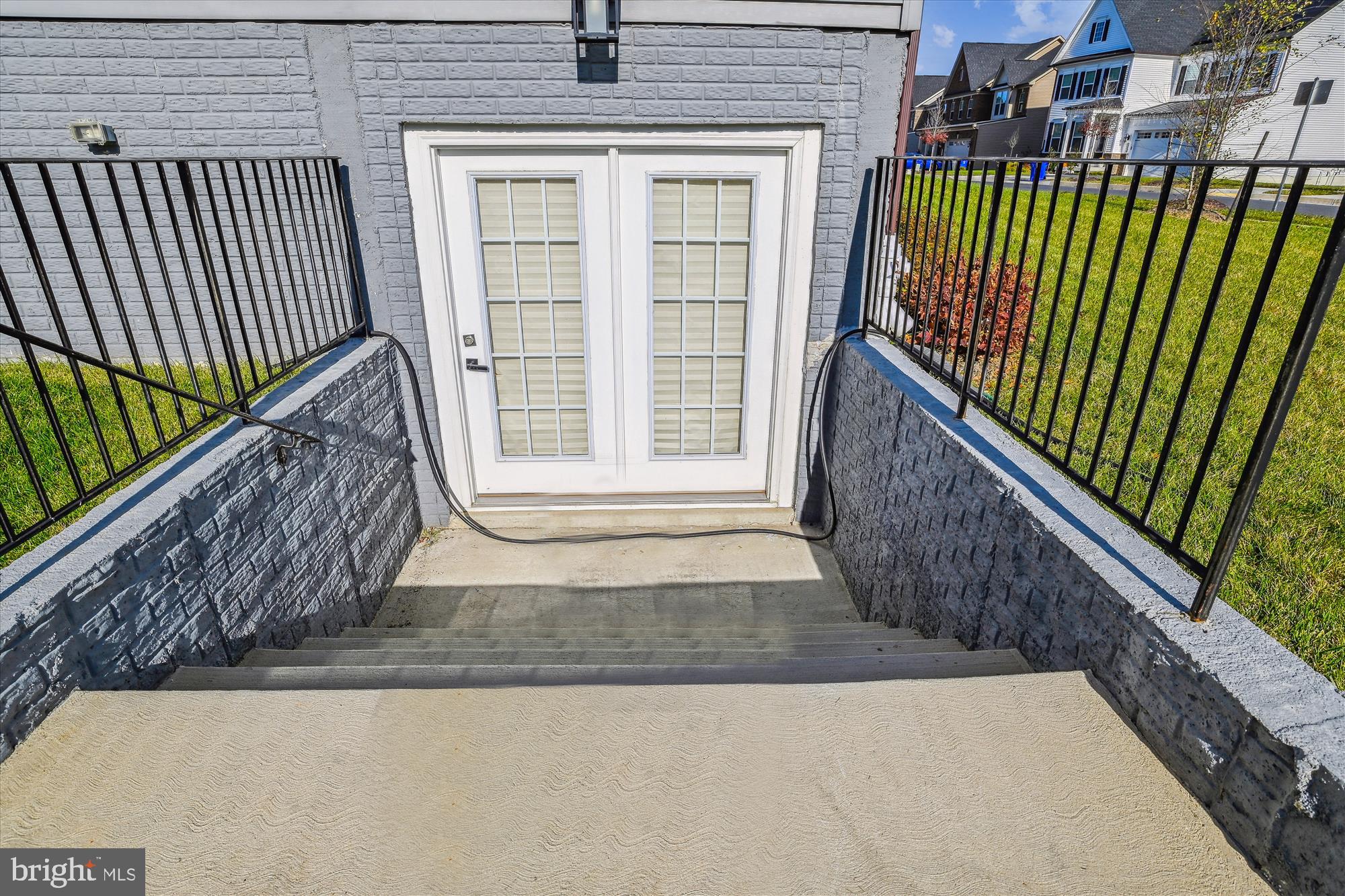 WESTMOUNT - Residential