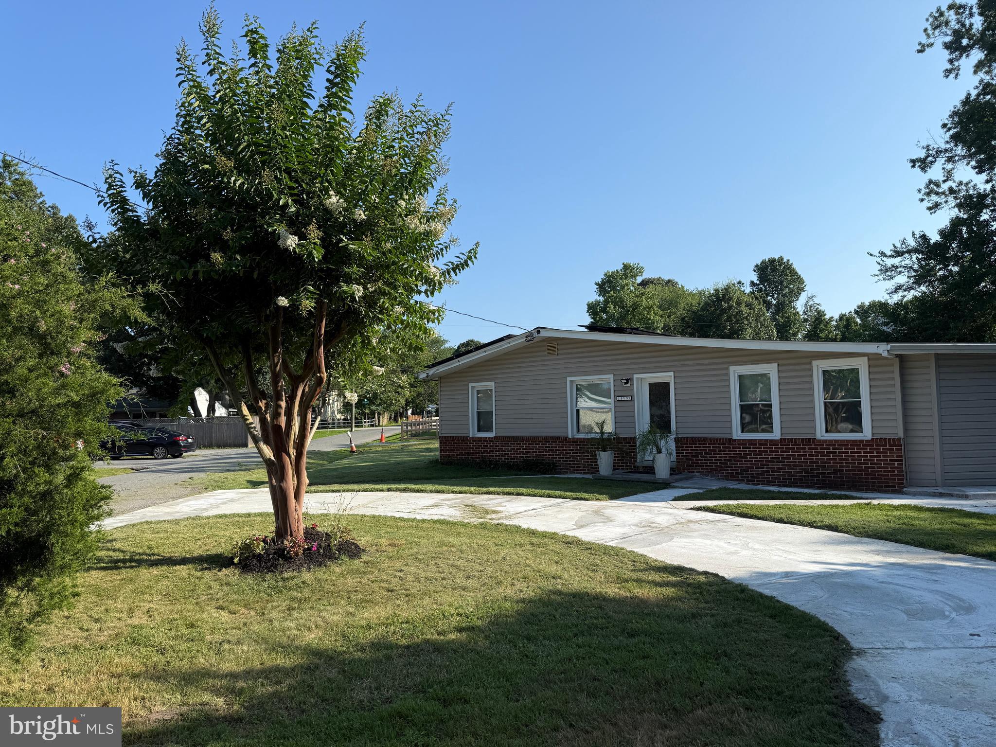 CEDARHURST ON THE BAY - Residential