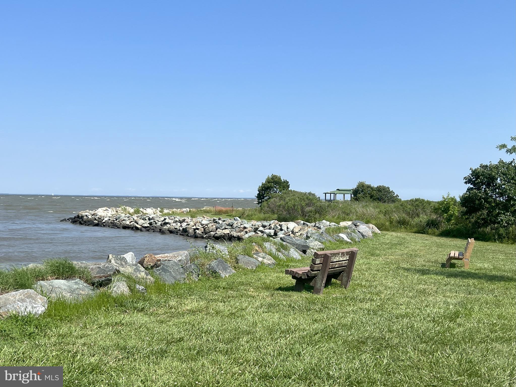 CEDARHURST ON THE BAY - Residential