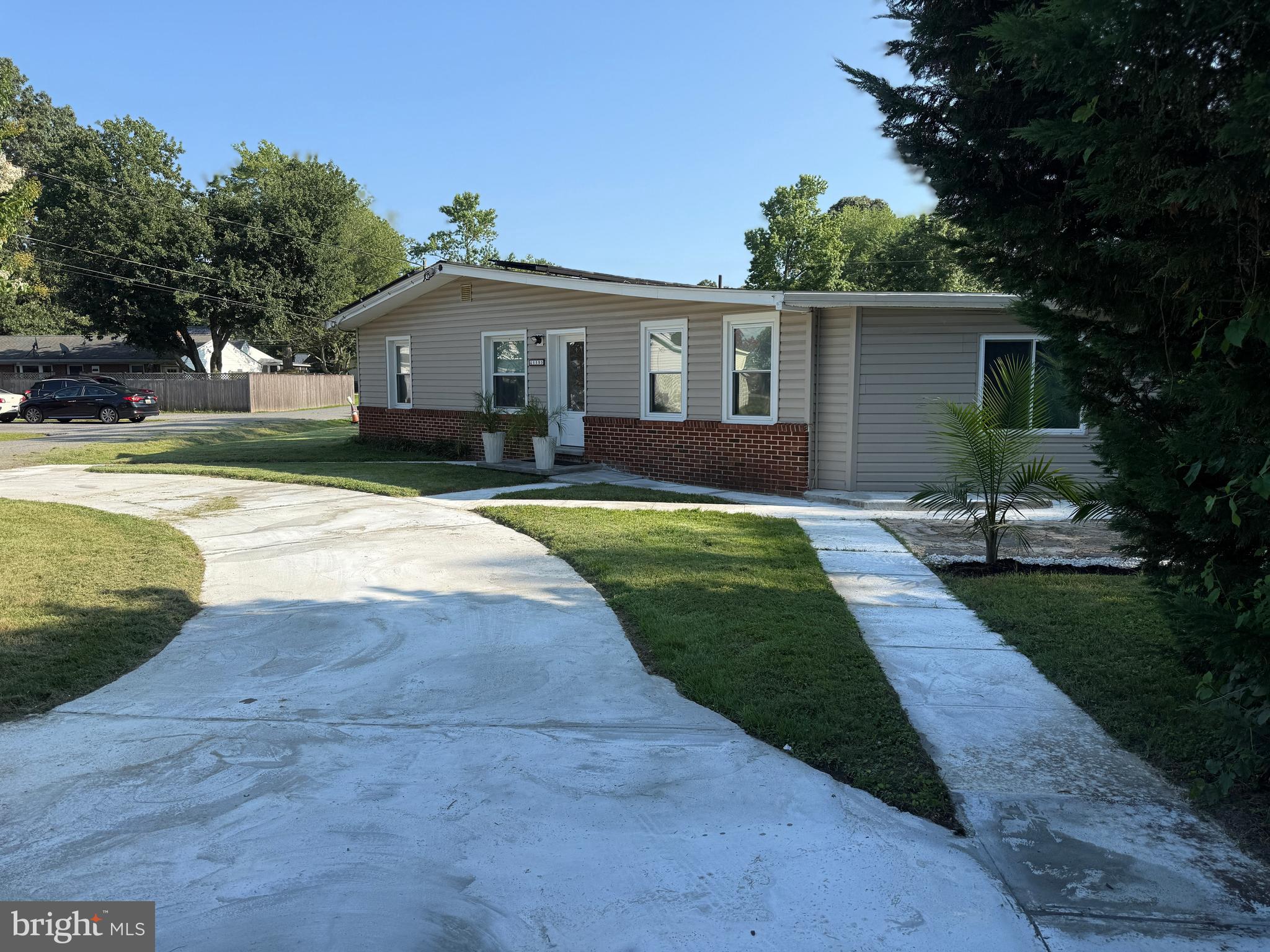 CEDARHURST ON THE BAY - Residential