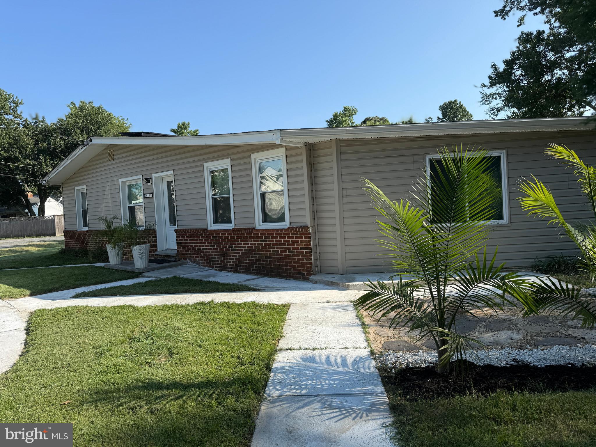 CEDARHURST ON THE BAY - Residential
