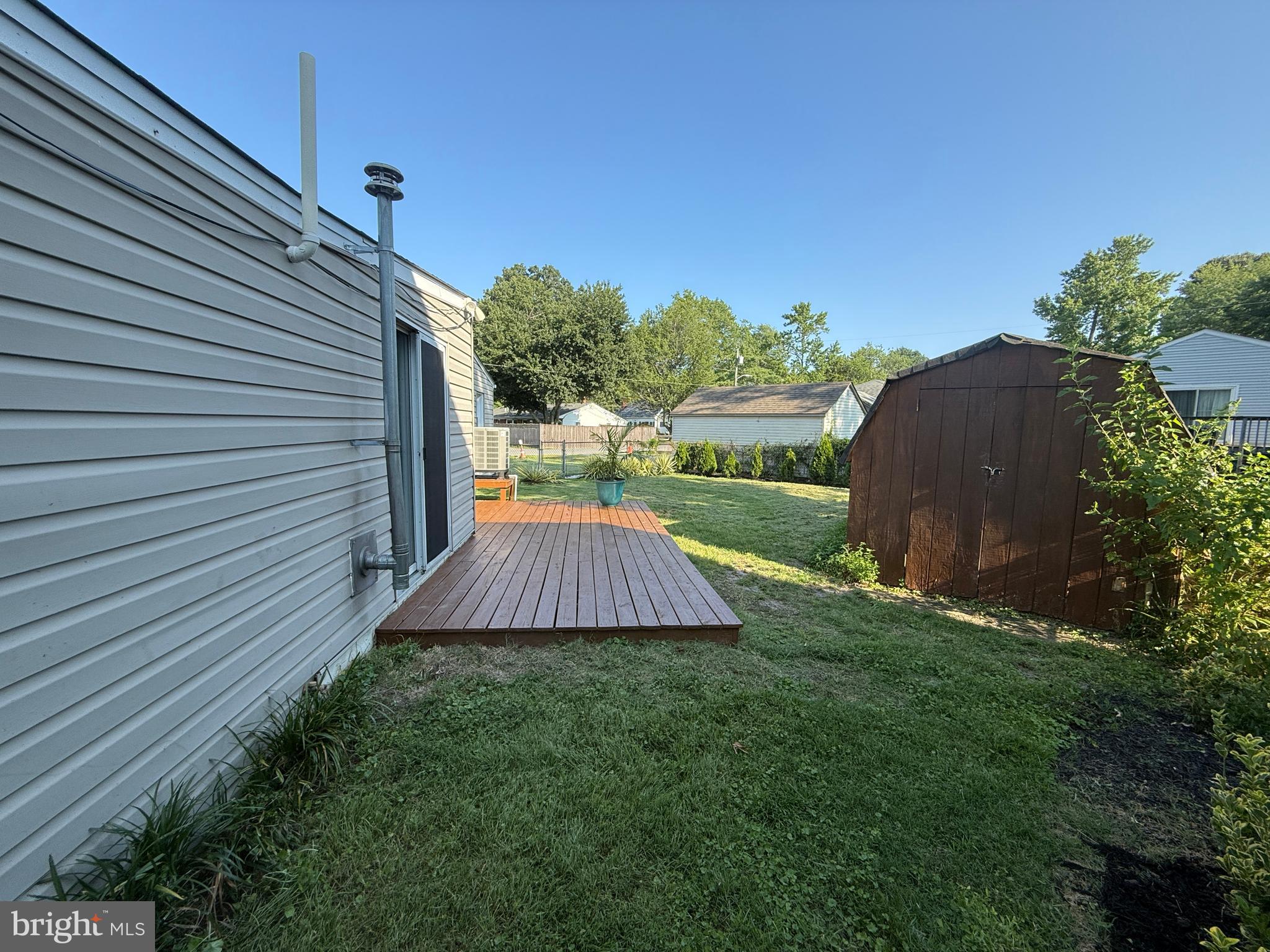 CEDARHURST ON THE BAY - Residential