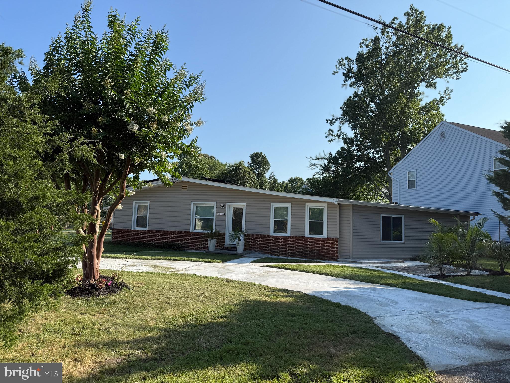 CEDARHURST ON THE BAY - Residential