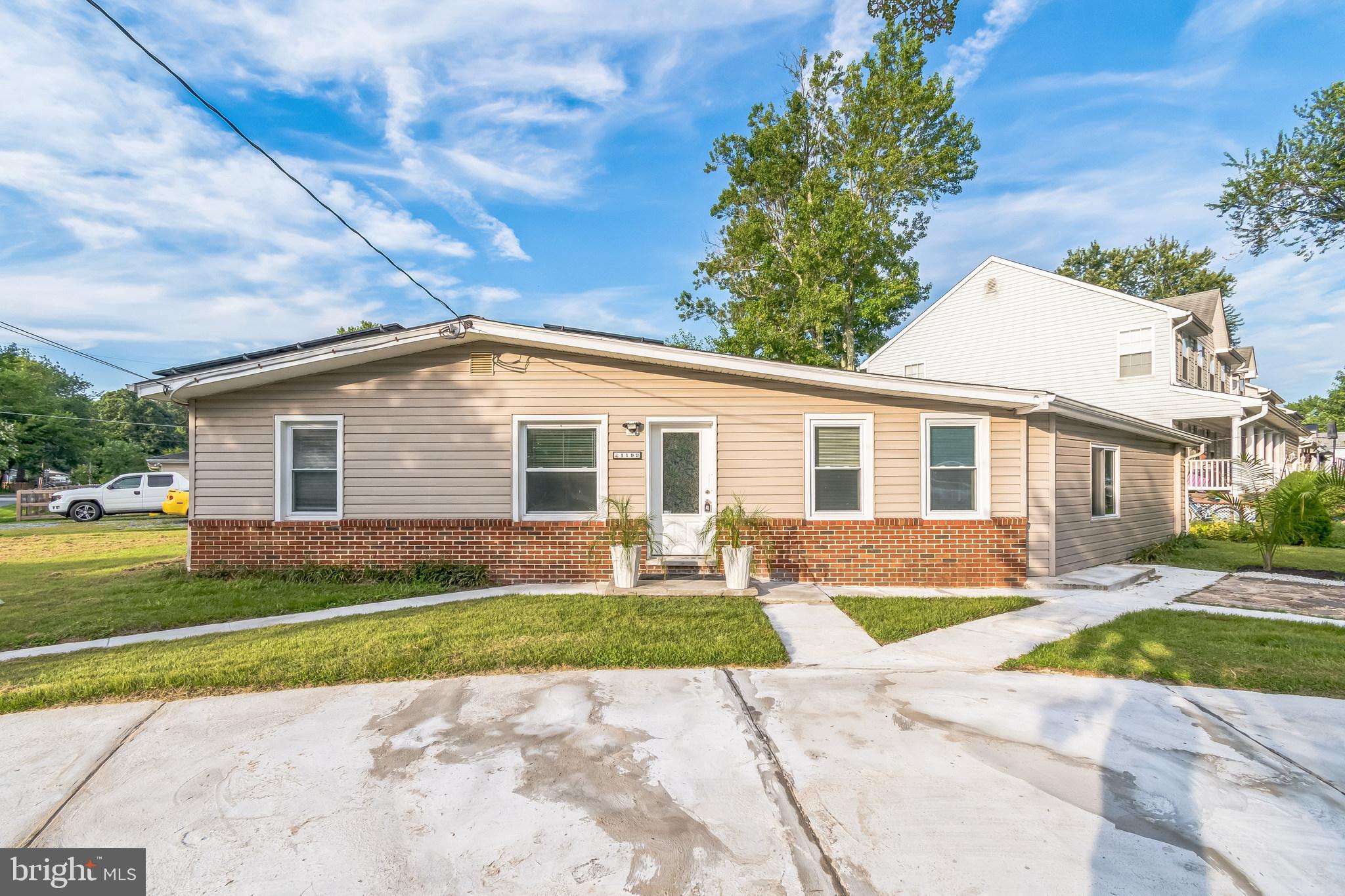 CEDARHURST ON THE BAY - Residential