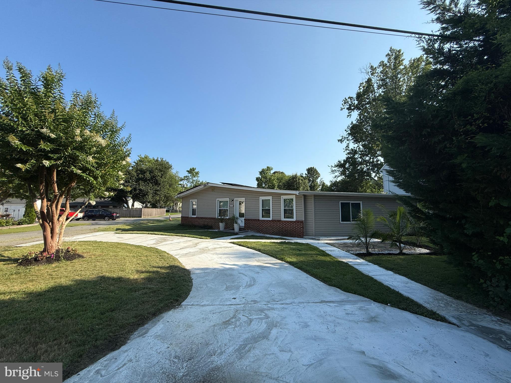 CEDARHURST ON THE BAY - Residential