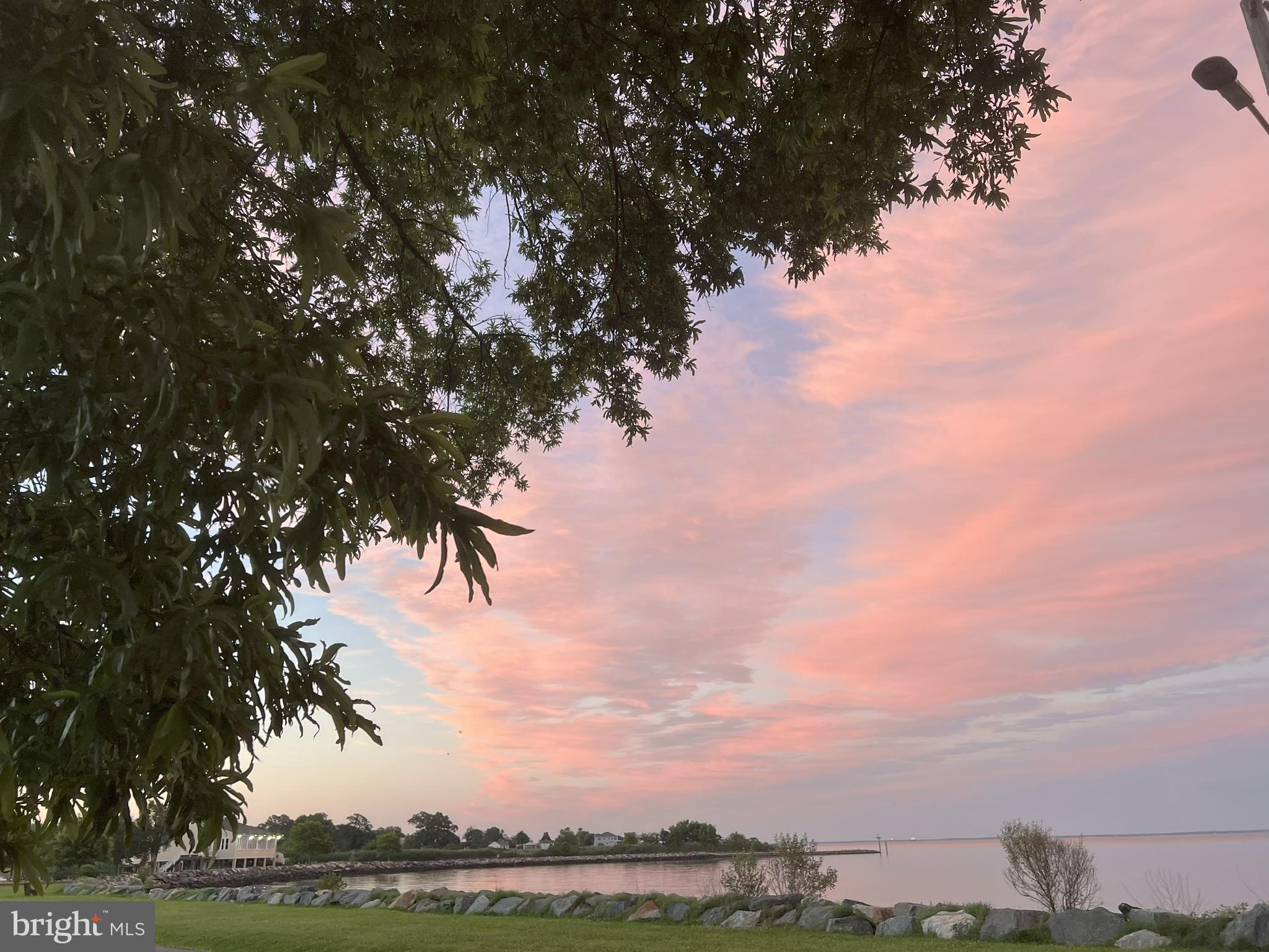 CEDARHURST ON THE BAY - Residential