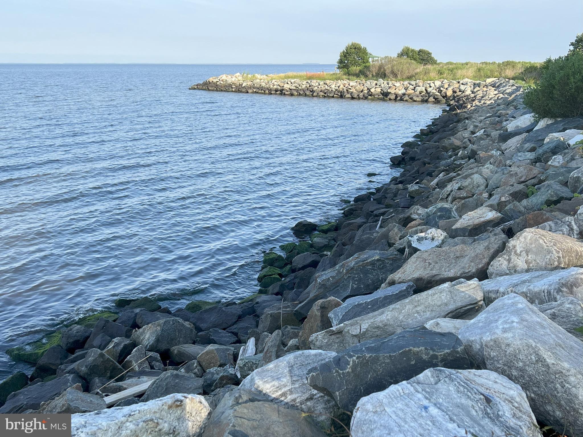 CEDARHURST ON THE BAY - Residential