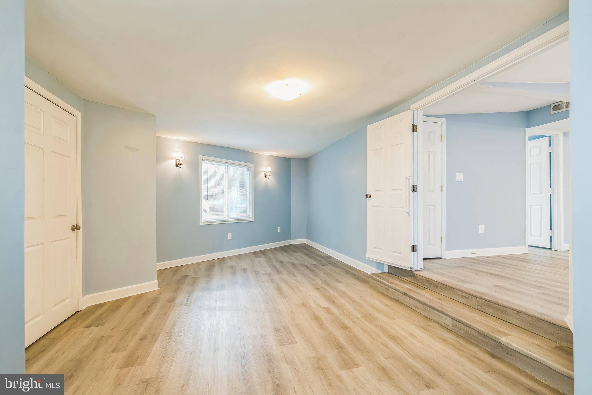 CEDARHURST ON THE BAY - Residential