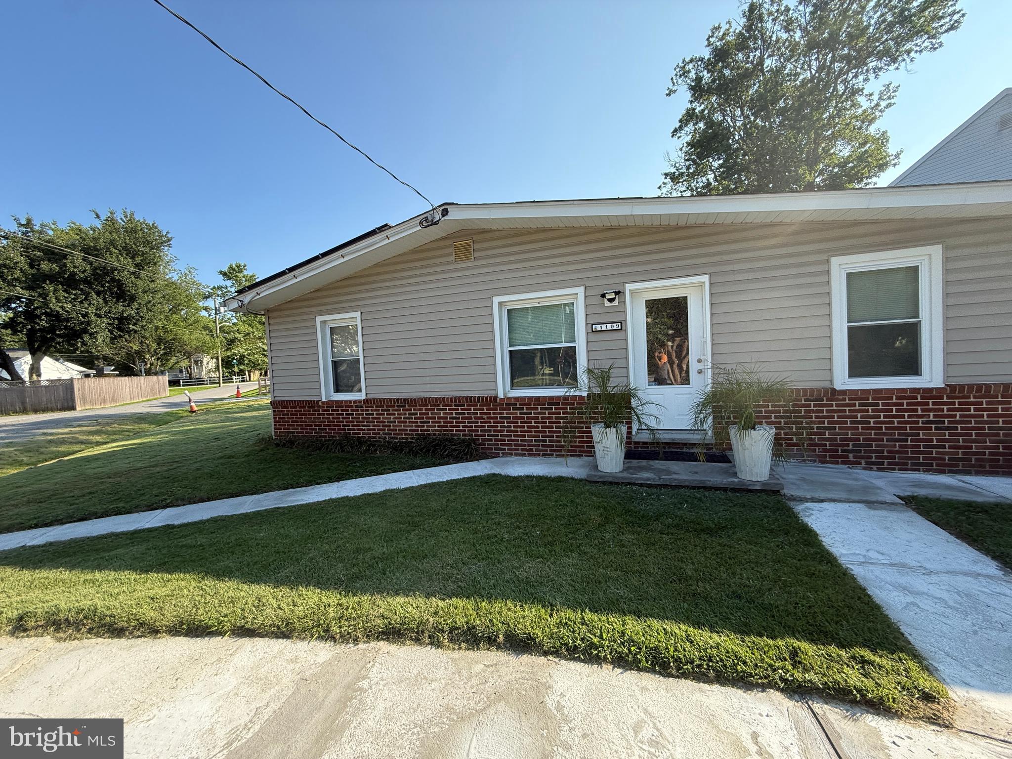 CEDARHURST ON THE BAY - Residential