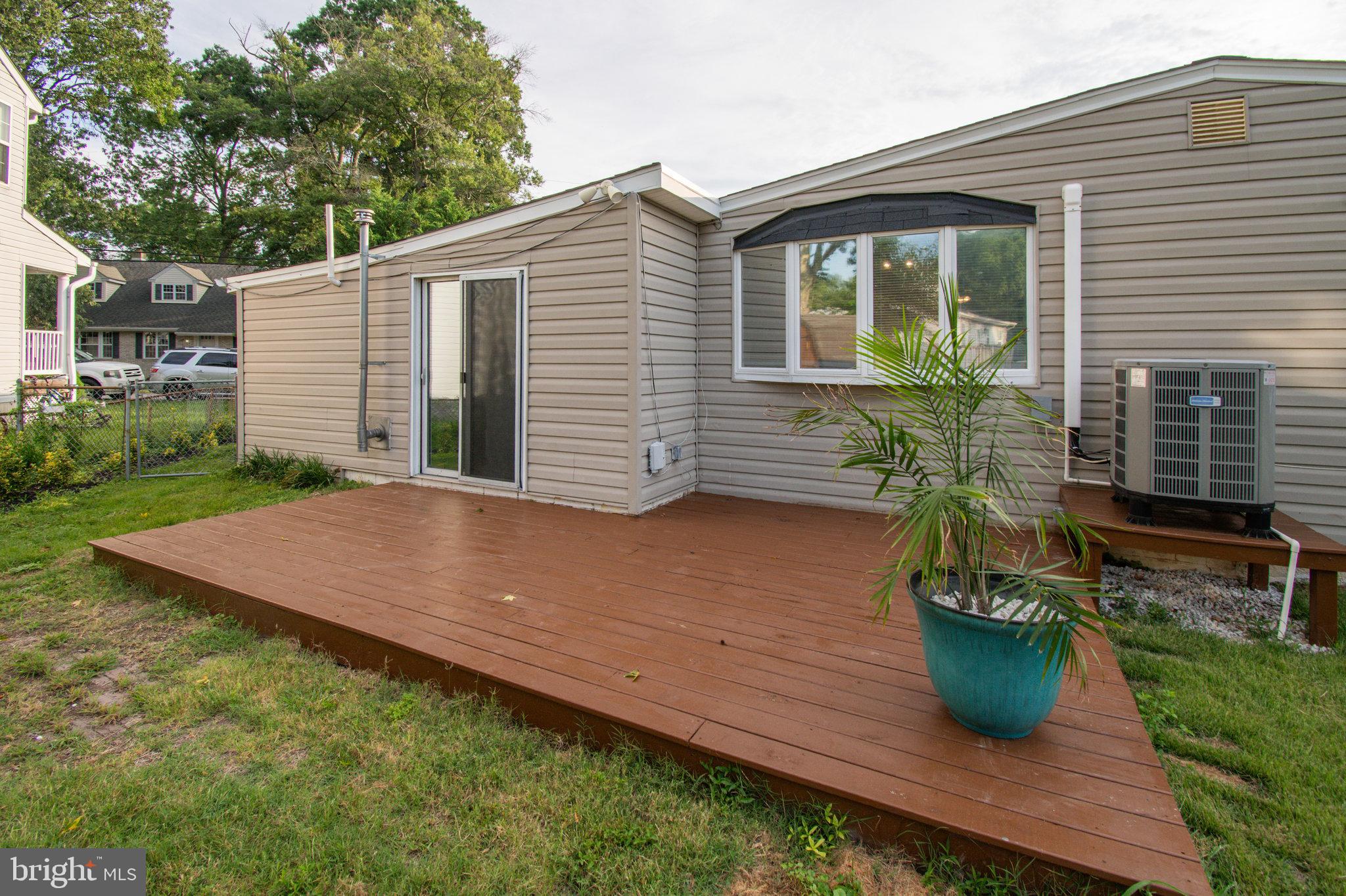 CEDARHURST ON THE BAY - Residential