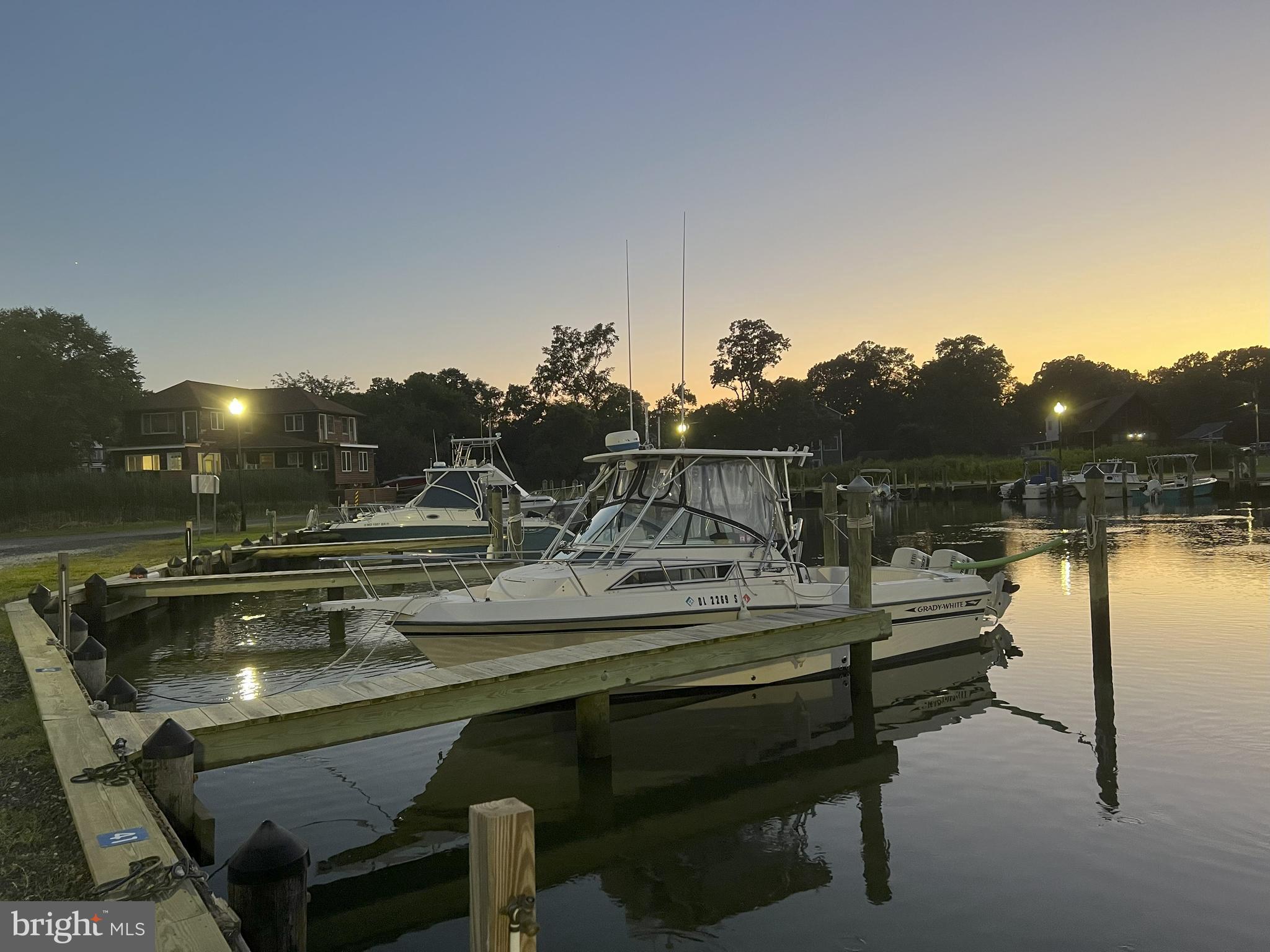 CEDARHURST ON THE BAY - Residential