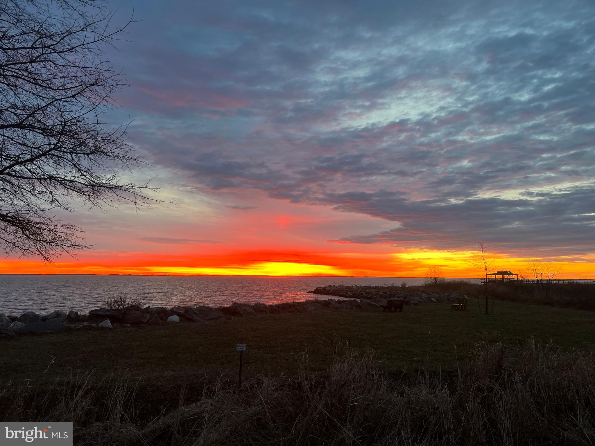 CEDARHURST ON THE BAY - Residential