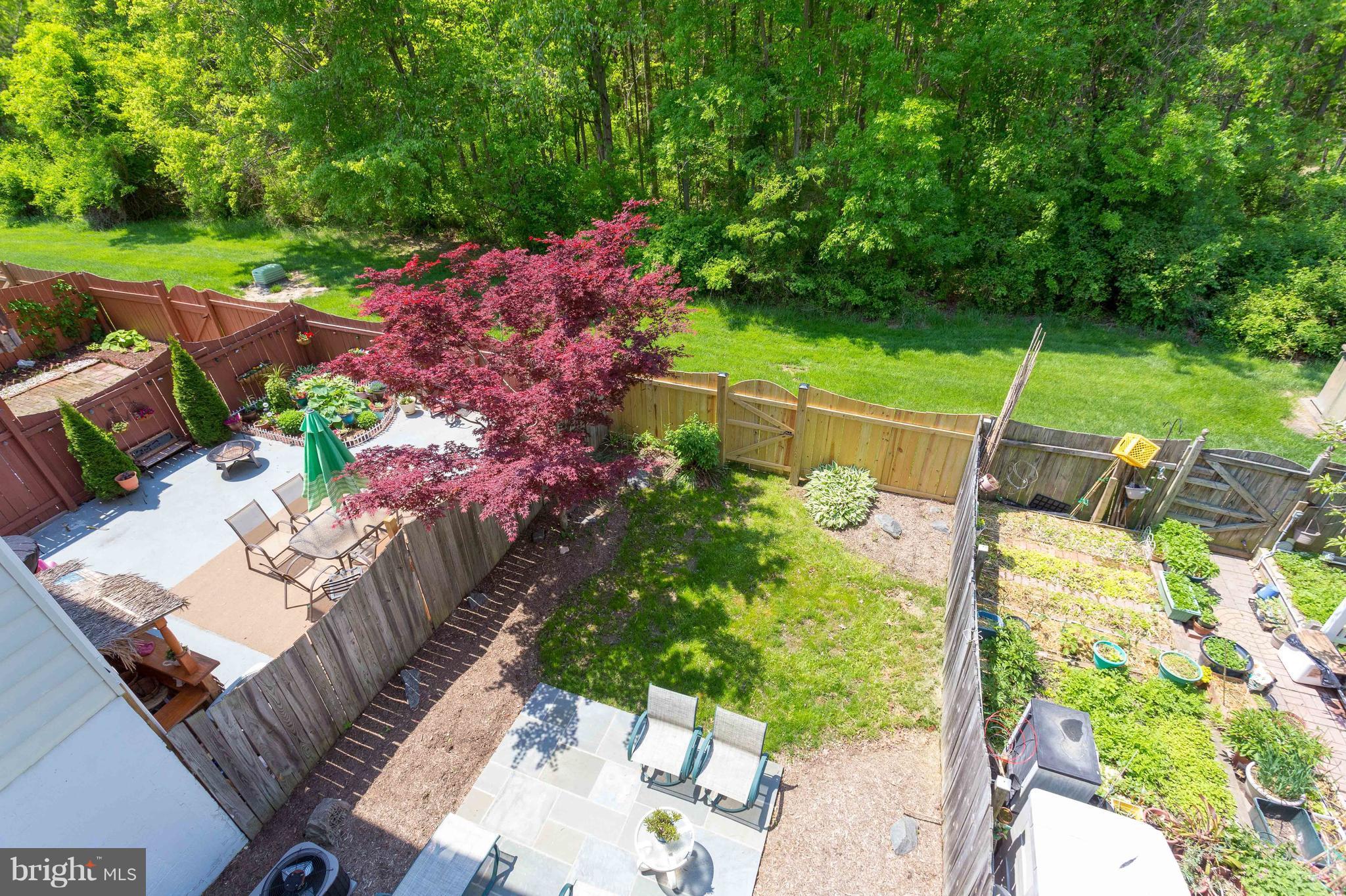 HERITAGE SQUARE - Residential