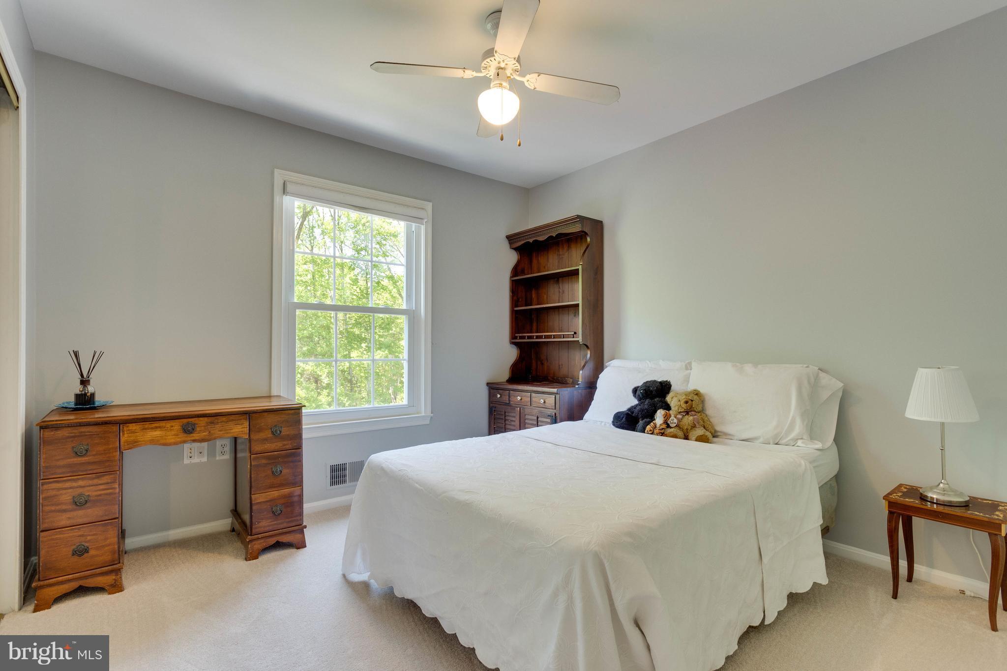 HERITAGE SQUARE - Residential