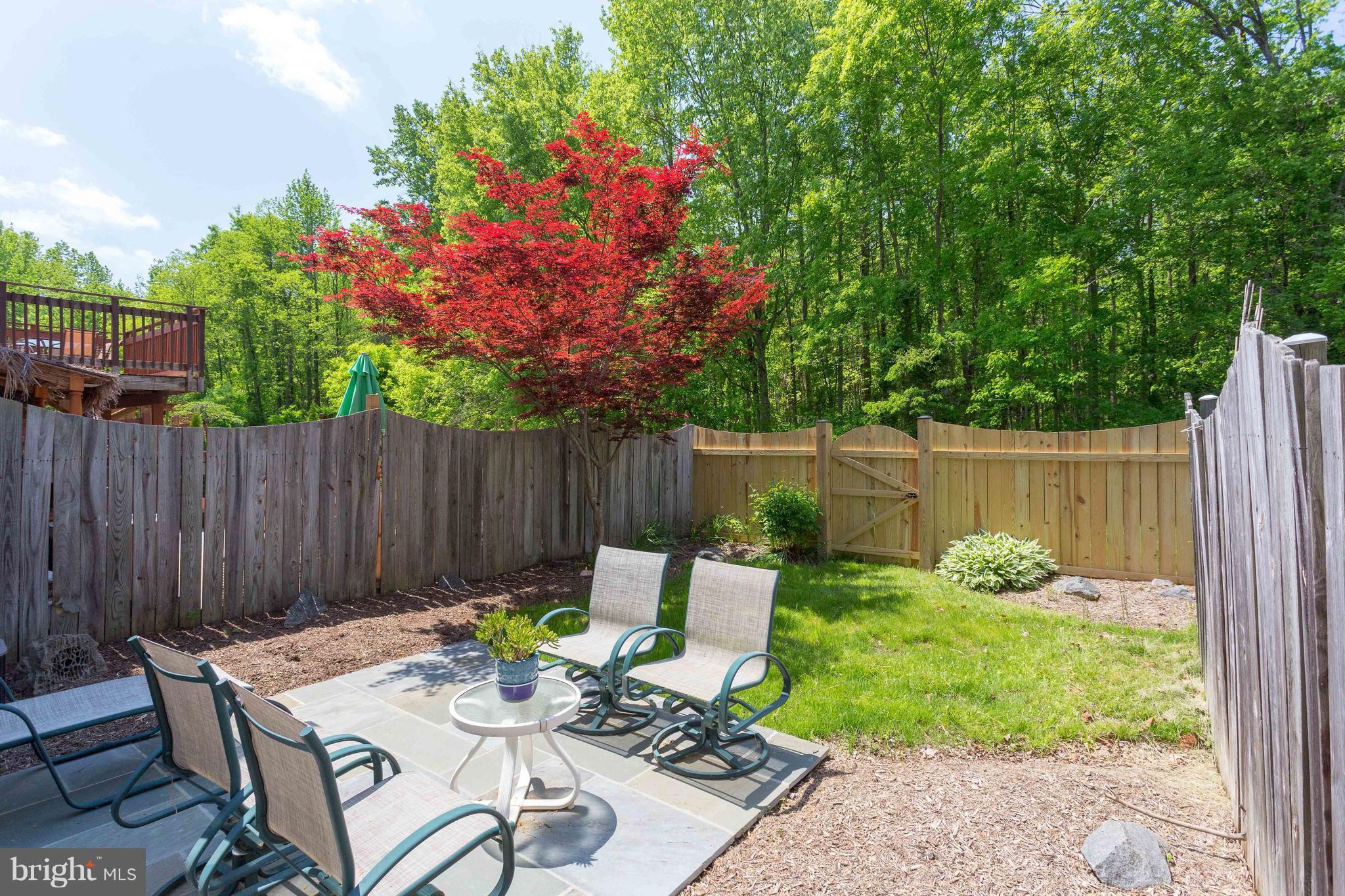 HERITAGE SQUARE - Residential