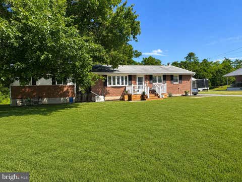 Homes For Sale - 140 Gollub Drive<br/> BIRDSBORO, PA 19508