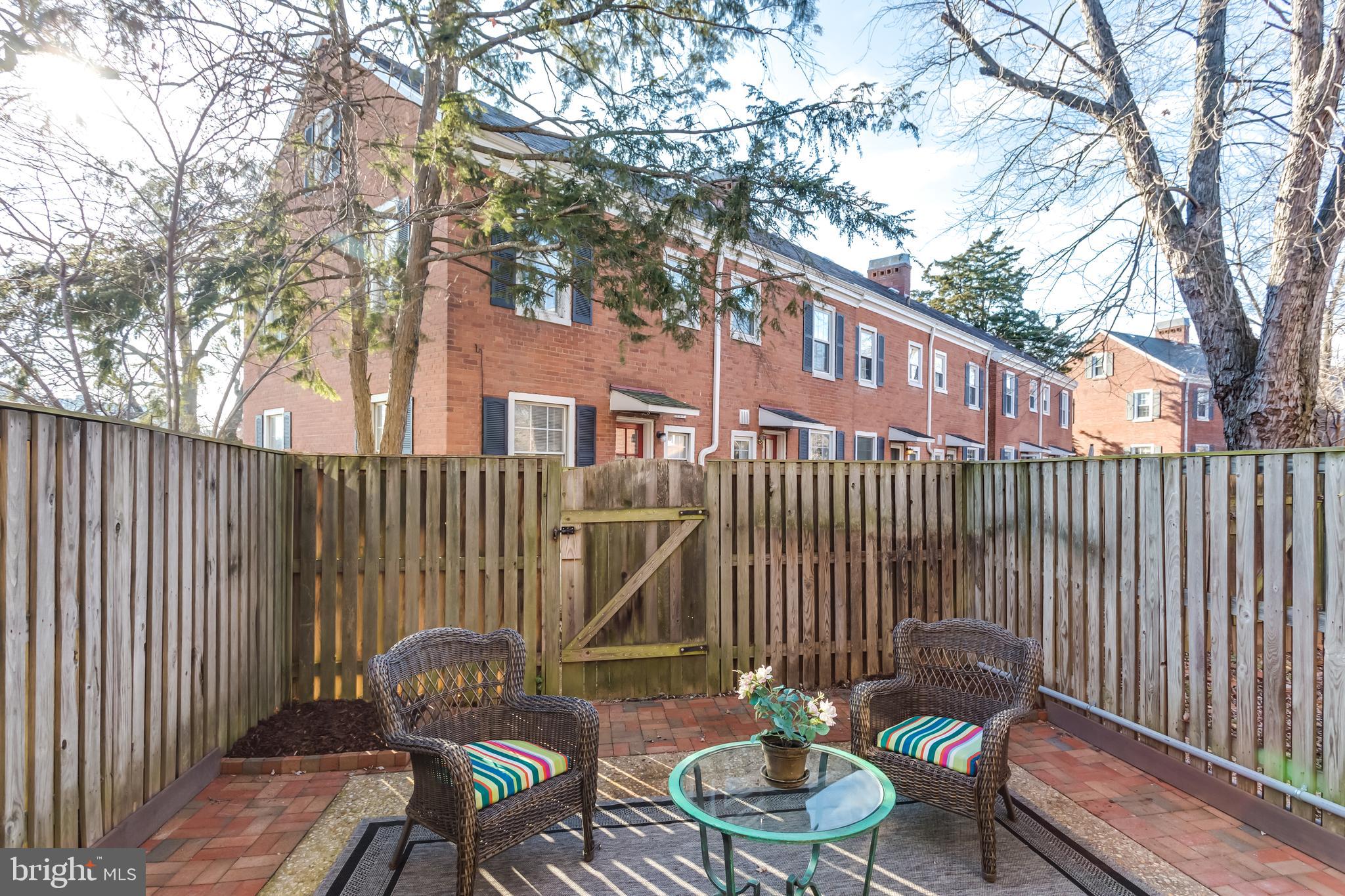 FAIRLINGTON - Residential